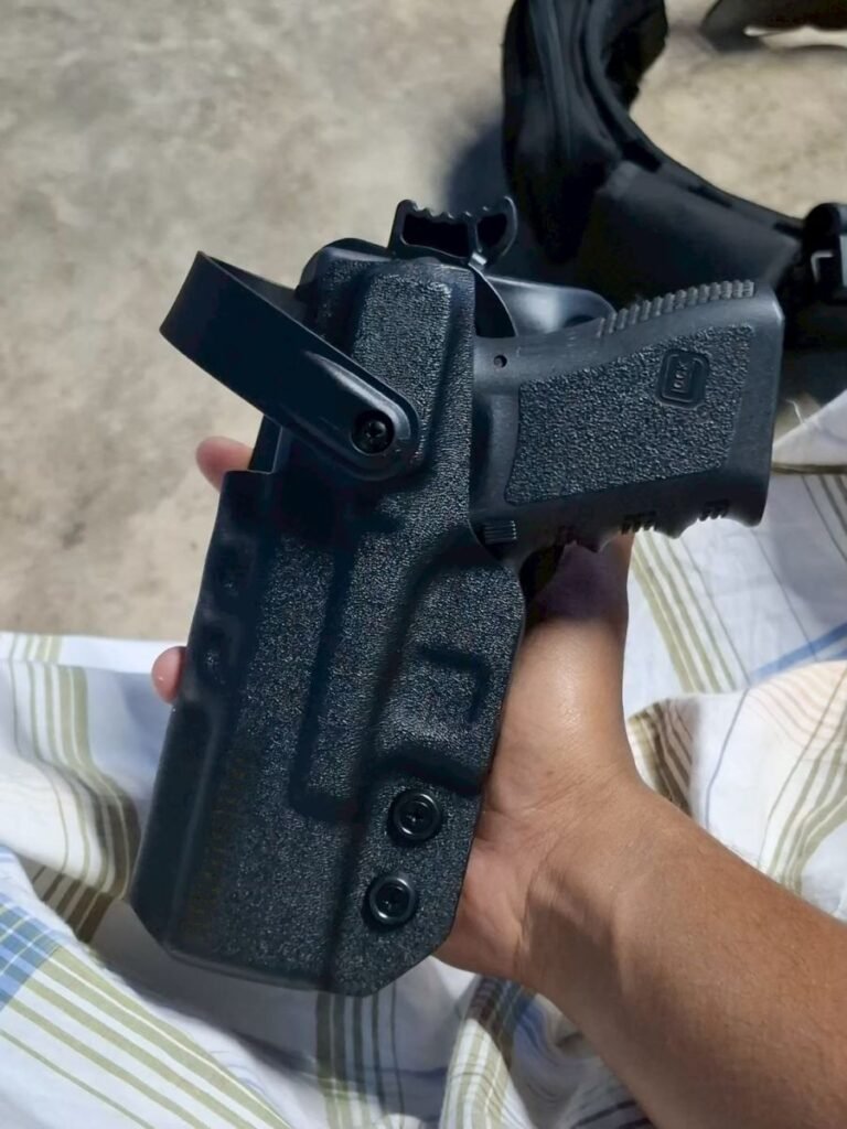 ซองปืนพกนอก KYDEX สำหรับ Glock พร้อมตัวล็อกด้านบน งานยุคปัจจุบันของ GUN BANGKOK