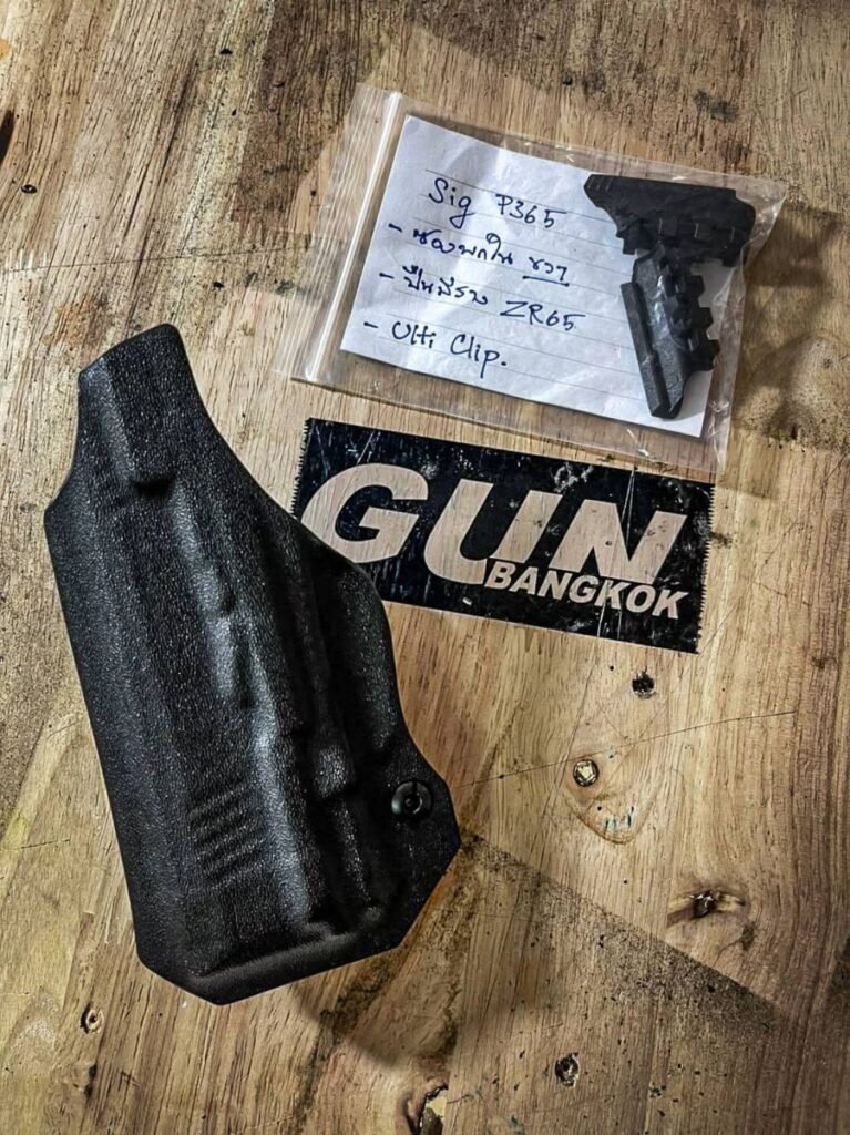 ซองปืน KYDEX พกในสำหรับ SIG Sauer P365 งานที่ GUN BANGKOK เริ่มทำเองยุคแรก พร้อมใบระบุสเปกของลูกค้า